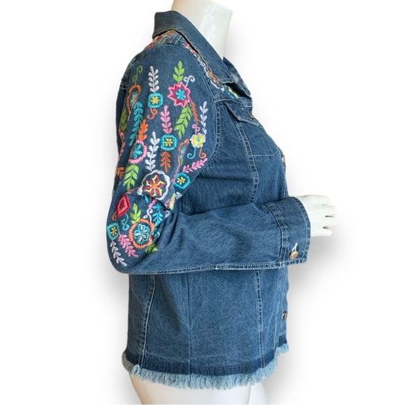 BLEU BAYOU EMBROIDERED DENIM JACKET  WOMEN’S SIZE S/M - Picture 3 of 12